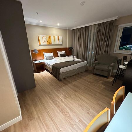 Barra Da Tijuca - 9 - Flat Premium Com Cozinha, Fogao Cooktop, Geladeira Grande, Smart Tv Grande, Lindo E Muitissimo Confortavel, Balsa Para A Praia Gratis E Estacionamento Gratuito Rio de Janeiro Exterior photo