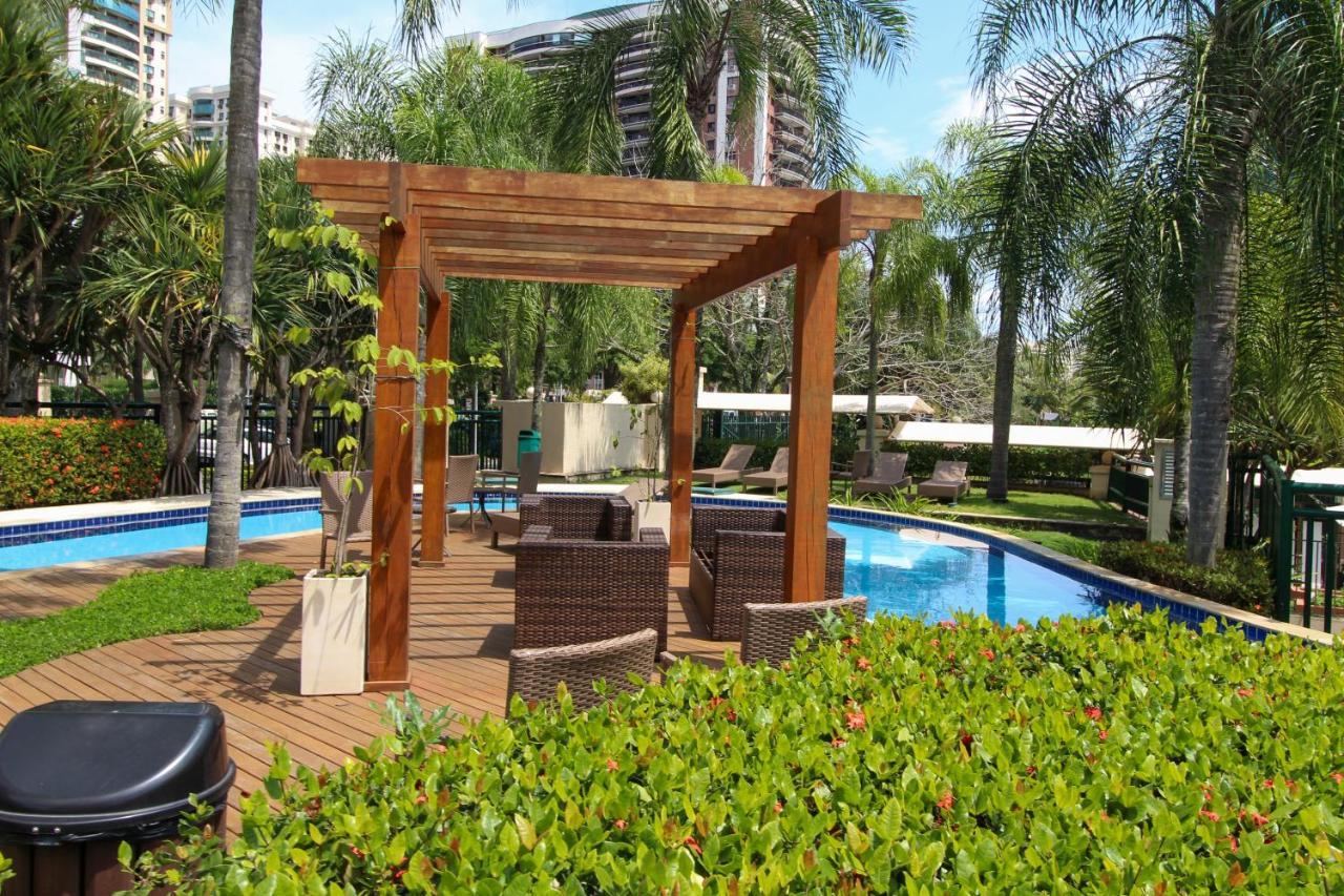 Barra Da Tijuca - 9 - Flat Premium Com Cozinha, Fogao Cooktop, Geladeira Grande, Smart Tv Grande, Lindo E Muitissimo Confortavel, Balsa Para A Praia Gratis E Estacionamento Gratuito Rio de Janeiro Exterior photo