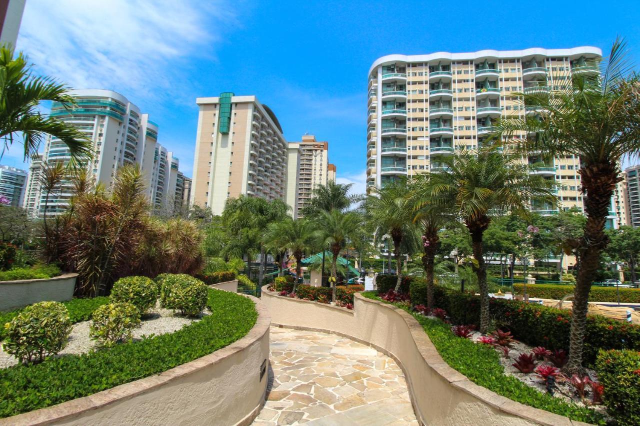 Barra Da Tijuca - 9 - Flat Premium Com Cozinha, Fogao Cooktop, Geladeira Grande, Smart Tv Grande, Lindo E Muitissimo Confortavel, Balsa Para A Praia Gratis E Estacionamento Gratuito Rio de Janeiro Exterior photo